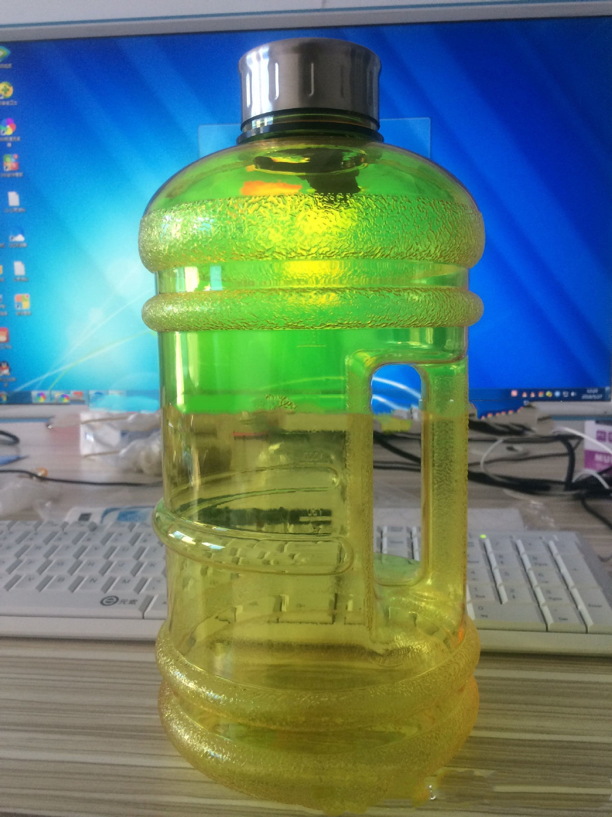 Large Capacity Fitness Water Bottle