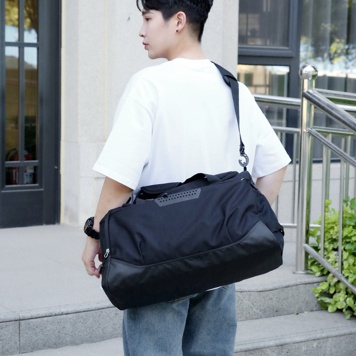 Large Capacity Dry Wet Separation Gym Bag Men's And Women's Sports Bags