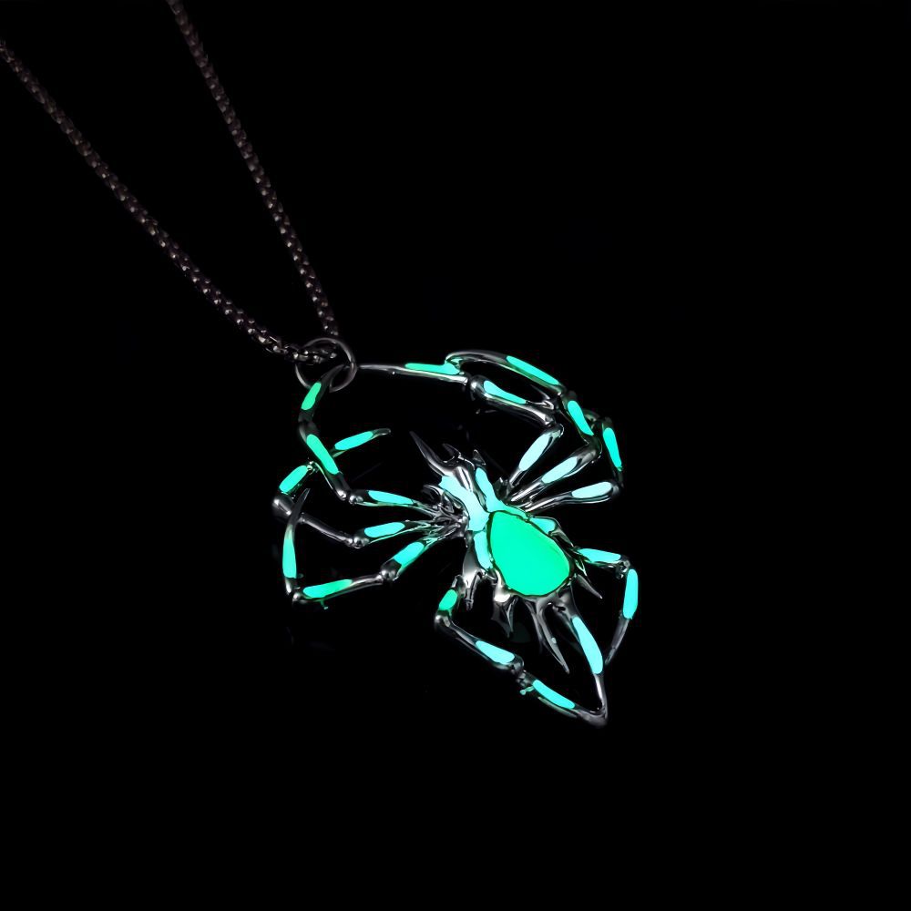 Halloween Creative Stereo Luminous Spider Necklace Jewerly Glowing Night
