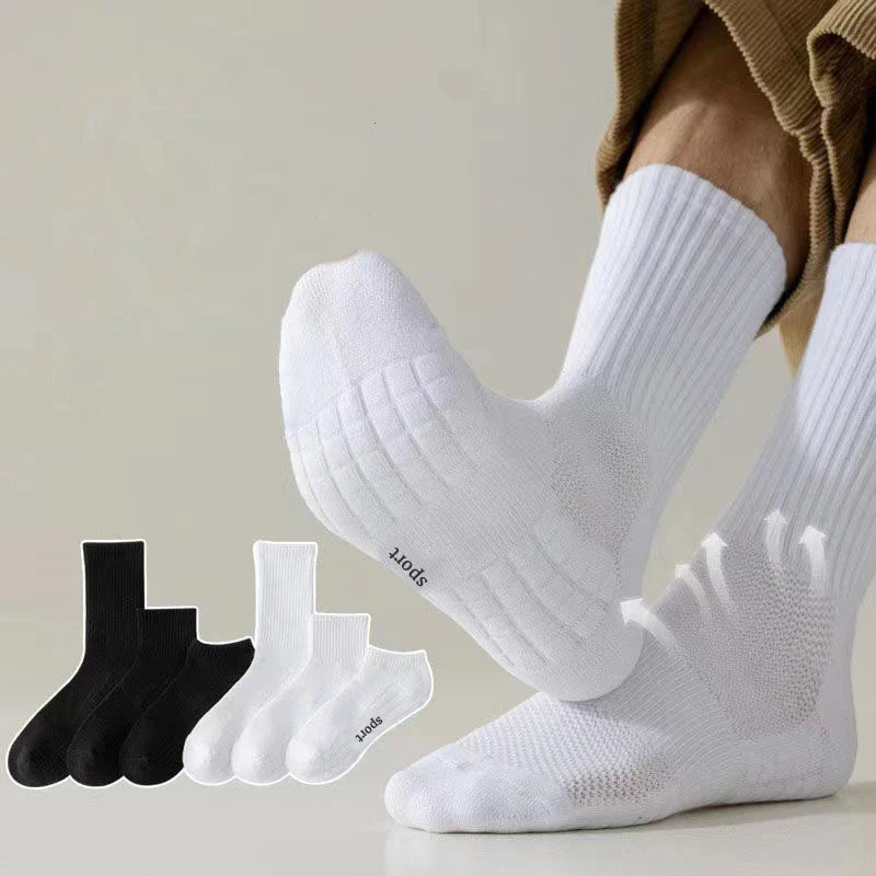 Men's sweat-absorbing and breathable sports socks with thick bottom and bottom cushion for running, professional sports men's socks