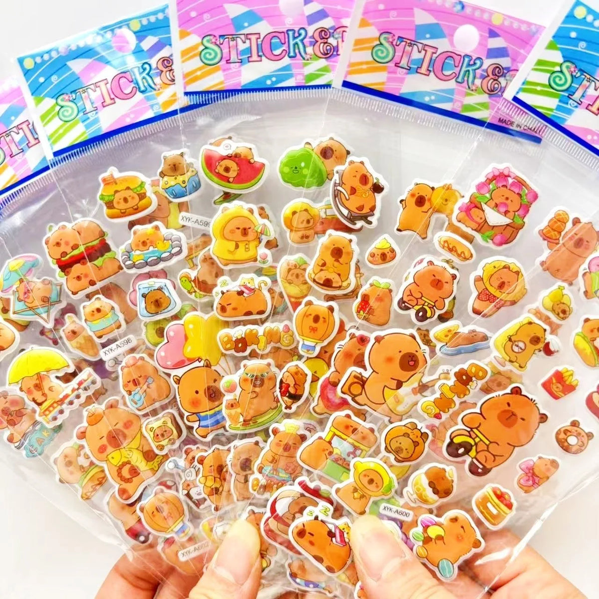 12 Blatt süße Capybara-Blasenaufkleber Kawaii 3D dreidimensionale Aufkleber Anime Cartoon Keine Wiederholung Kinder DIY Spielzeugaufkleber
